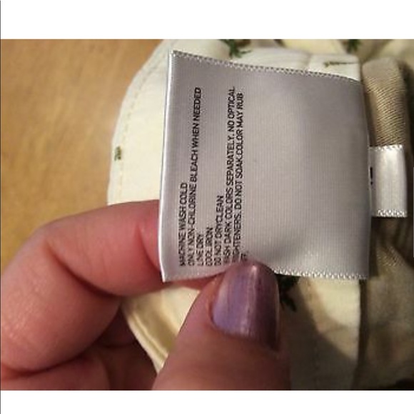 Uniqlo Ivory Green Palm Tree Flat front SHORTS 6 - Picture 8 of 9